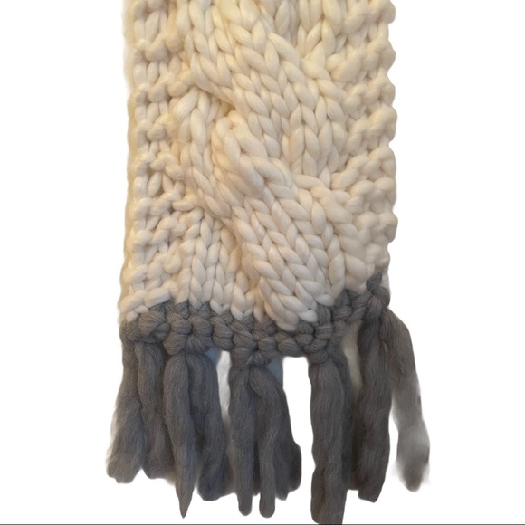 Boho braided wall tapestry gray and off white - Picture 3 of 8